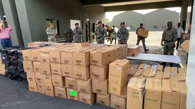 Ocupan más de 46 mil cajetillas de cigarrillos y bebidas adulteradas en operativo en SFM | 3 | Ocupan más de 46 mil cajetillas de cigarrillos y bebidas adulteradas en operativo en SFM - Noticias de hoy en República Dominicana | De Último Minuto