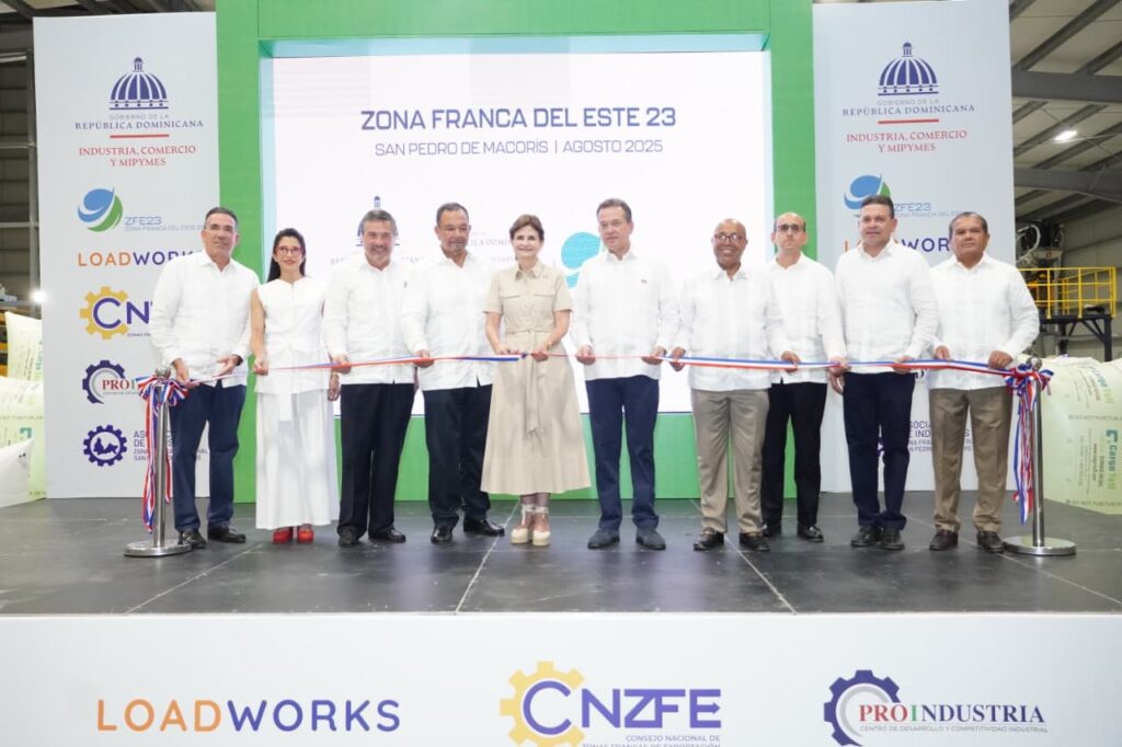 Vicepresidenta encabeza inauguración de dos nuevas naves en Zona Franca de San Pedro de Macorís administrada por Proindustria - Noticias de hoy en República Dominicana | De Último Minuto