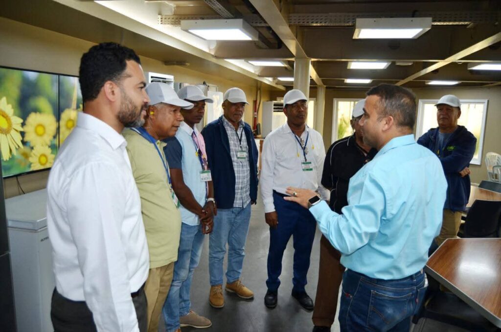 Comunicadores de Azua se capacitan sobre el sistema eléctrico del país - Noticias de hoy en República Dominicana | De Último Minuto