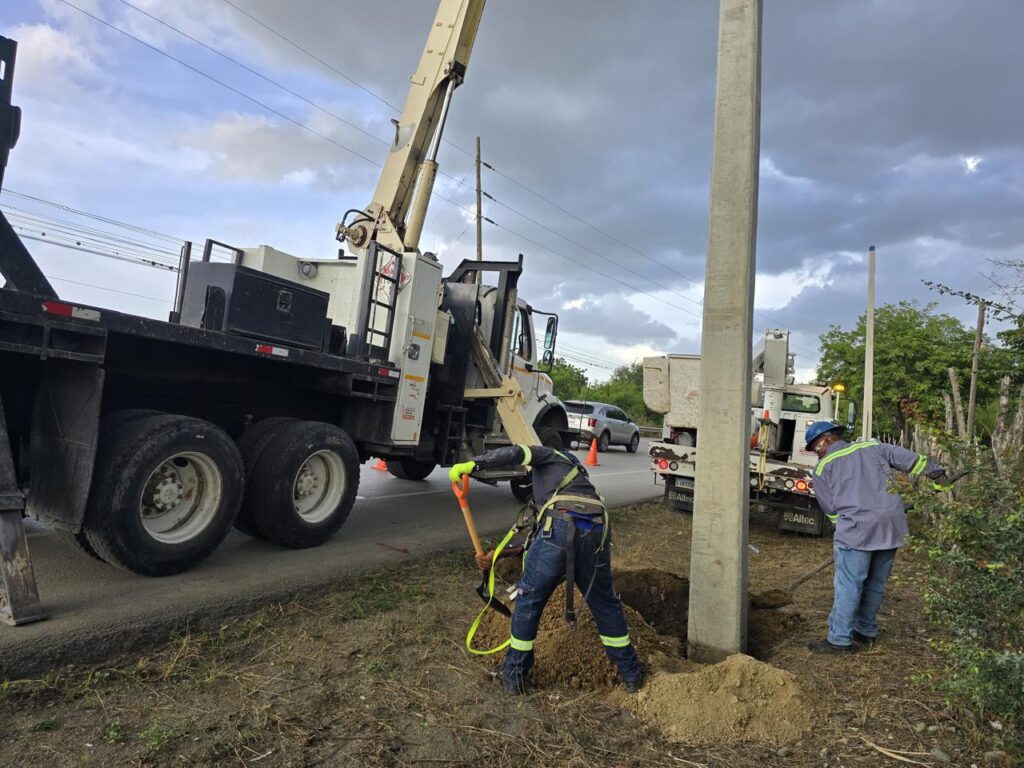 EDENORTE invierte más de RD$89 millones en rehabilitación de redes eléctricas en Pontón - Navarrete - Noticias de hoy en República Dominicana | De Último Minuto