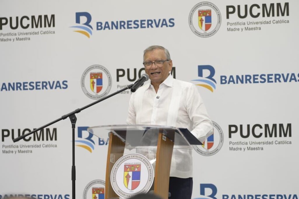 Vicepresidenta inaugura polideportivo en PUCMM de Santiago auspiciado por Banreservas | 4 | Vicepresidenta inaugura polideportivo en PUCMM de Santiago auspiciado por Banreservas - Noticias de hoy en República Dominicana | De Último Minuto