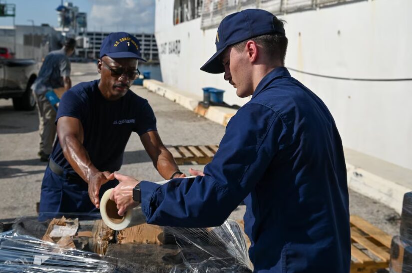 Guardia Costera de EE.UU. realiza mayor incautación de cocaína de su historia - Noticias de hoy en República Dominicana | De Último Minuto