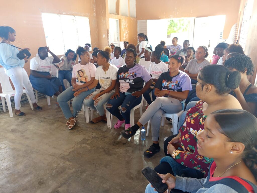 Fotografía y podcast: Nuevas armas del liderazgo Juvenil Feminista en el Sur | 3 | Fotografía y podcast: Nuevas armas del liderazgo Juvenil Feminista en el Sur - Noticias de hoy en República Dominicana | De Último Minuto
