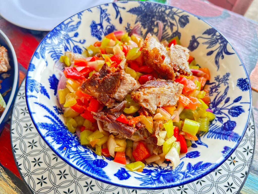 “Serie 50”: un rincón pintoresco que combina arte, gastronomía e historia en Jarabacoa | 10 | “Serie 50”: un rincón pintoresco que combina arte, gastronomía e historia en Jarabacoa - Noticias de hoy en República Dominicana | De Último Minuto