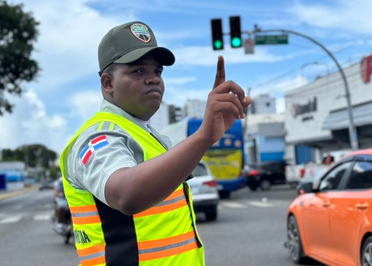 Entra en vigencia Fase IV de restricción de giros a la izquierda en el DN