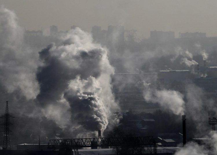 Putin ordena reducir en un 65% las emisiones de gas de efecto invernadero para 2035