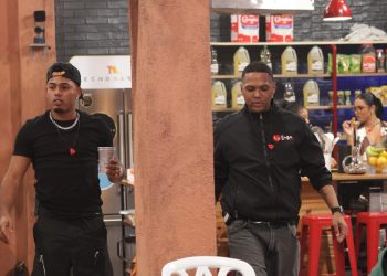 Myke Towers se va de rumba con Santiago Matías y los chicos de La Casa de Alofoke