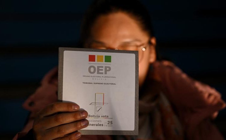 Bolivia elegirá por primera vez en su historia a su presidente a través de un balotaje