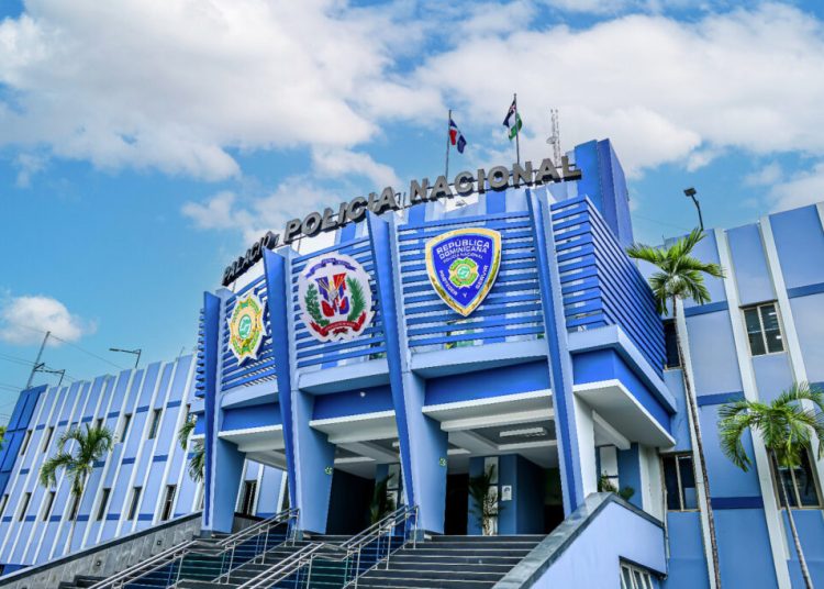 PN recupera celulares robados y ocupa evidencias durante operativos en Baní