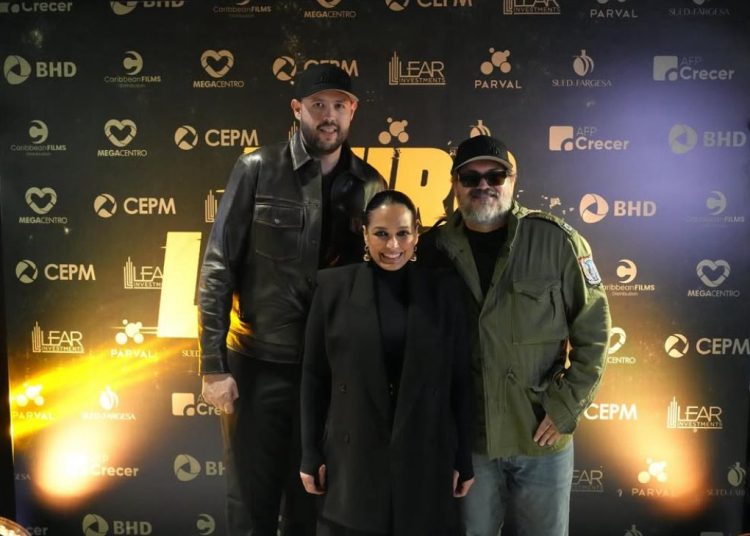 “A Tiro Limpio” llega a los cines este jueves con acción, venganza y grandes estrellas