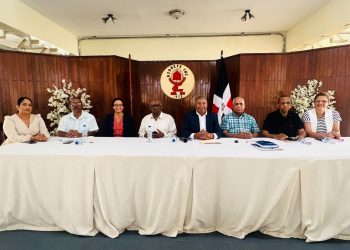 Corriente Magisterial califica inicio del año escolar 2025-2026 como “una bomba de tiempo”