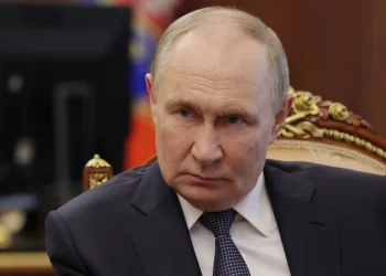 Putin viaja a China en busca de apoyo militar y económico ante las presiones de Trump