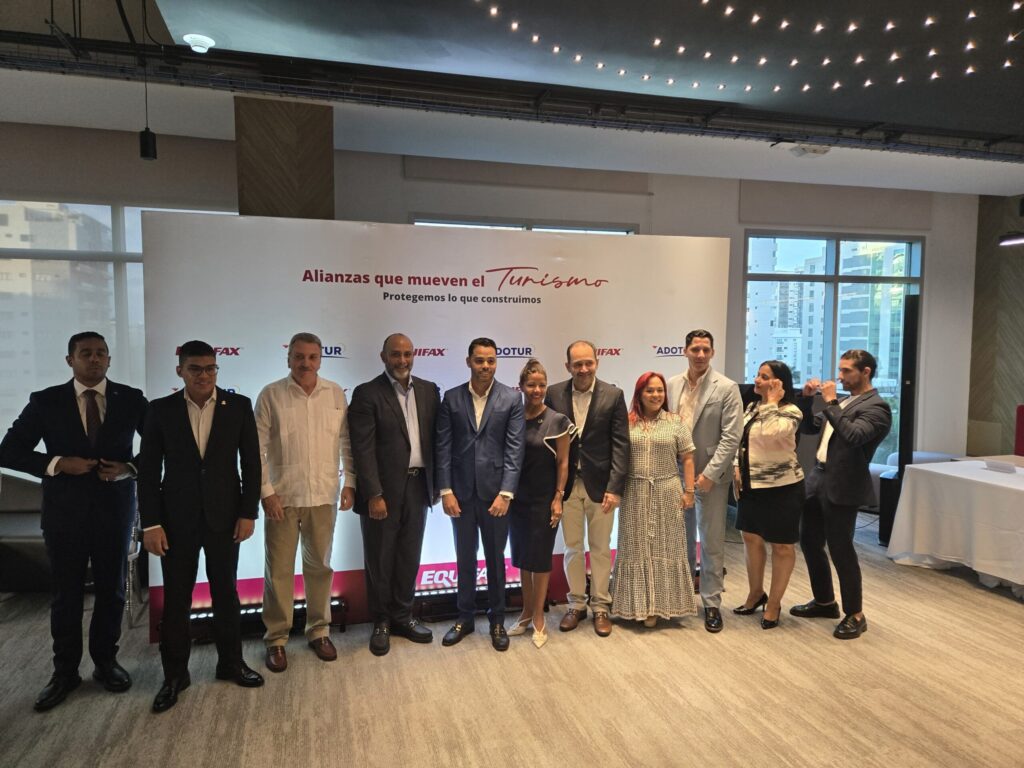 ADOTUR y Equifax firman acuerdo para fortalecer el turismo - Noticias de hoy en República Dominicana | De Último Minuto