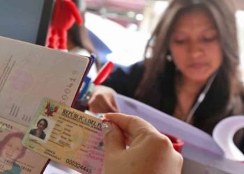 Perú sube a cinco años de residencia en el país para solicitar la nacionalidad