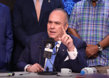 Charlie Mariotti anuncia sus aspiraciones a la Presidencia