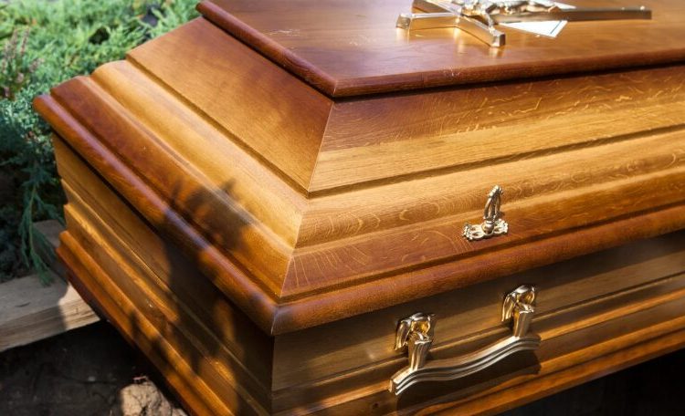 Sustraen ataúd de 90 mil pesos en funeraria de Azua