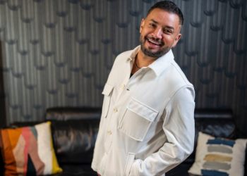 Víctor Roque se disculpa por ausencia de Manny Manuel en “Merengue Legends”