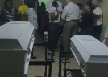 Desde anoche están siendo velados en Cotuí los restos de la madre y sus tres hijos por envenenamiento en SDE