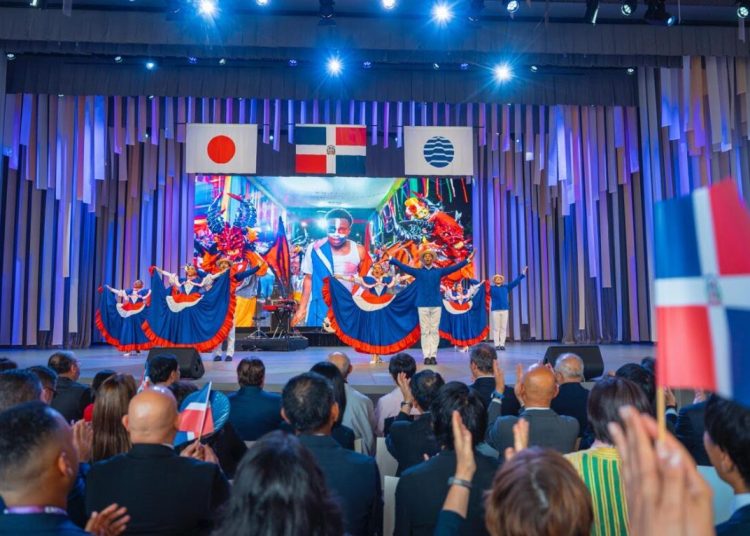 Autoridades dominicanas buscan inversiones y negocios en Japón