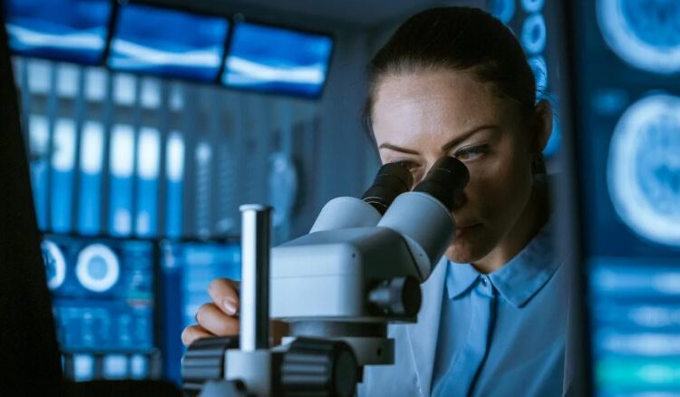 Fármaco para el colesterol muestra eficacia contra la demencia, según estudio italiano