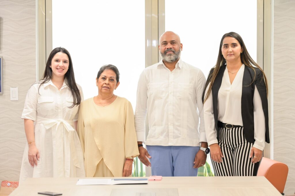 Carmen Quijano de Aguilera asume como presidenta del Voluntariado Banreservas | 2 | Carmen Quijano de Aguilera asume como presidenta del Voluntariado Banreservas - Noticias de hoy en República Dominicana | De Último Minuto