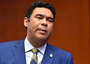 Senadores revisarán el próximo martes reforma laboral con empresarios y trabajadores