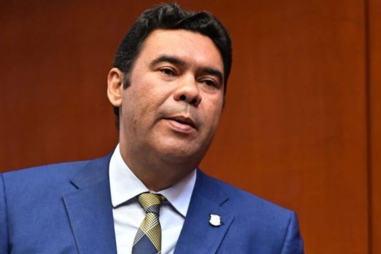 Senadores revisarán el próximo martes reforma laboral con empresarios y trabajadores