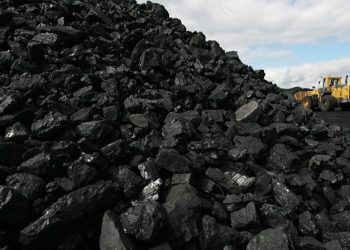 Colombia prohíbe totalmente exportaciones de carbón a Israel porque «alimentan» la guerra