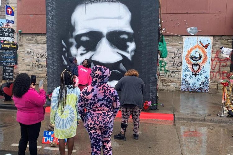 Asesinatos en EEUU disminuyeron un 14,9% en el último año del Gobierno Biden