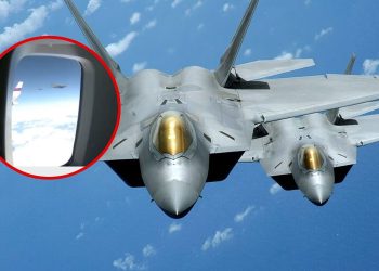 Putin regresa escoltado por cazas de EE.UU. tras cumbre con Trump