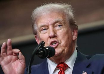 Trump ordena un nuevo censo que excluya a indocumentados y pese a que faltan 5 años