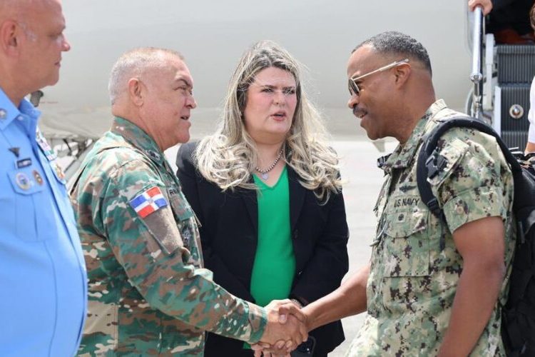 Jefe del Comando Sur de EEUU llega a RD para fortalecer cooperación en seguridad