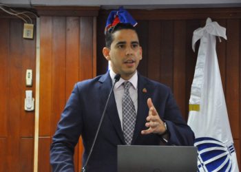Abinader designa a Edward Guzmán director de Senasa