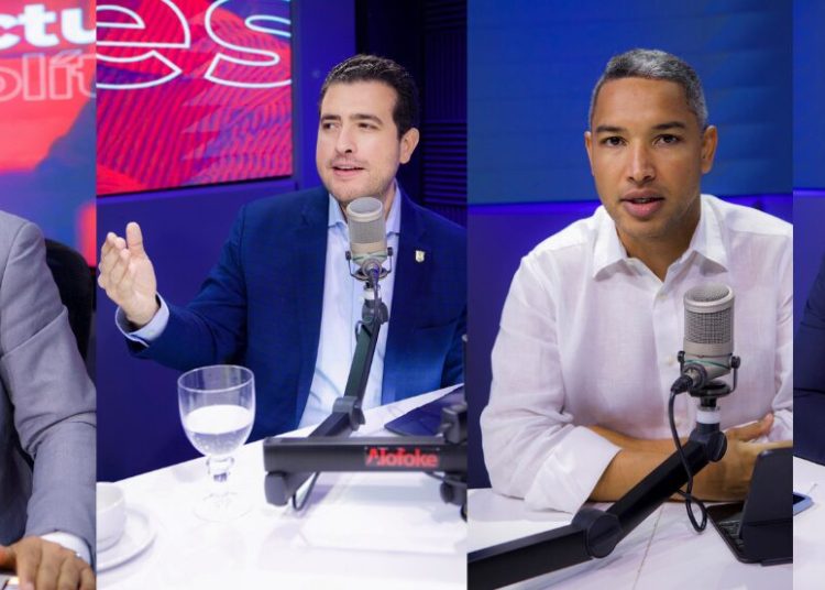 Panelistas de Politikal manifiestan preocupación por «filtración» de decretos en el gobierno