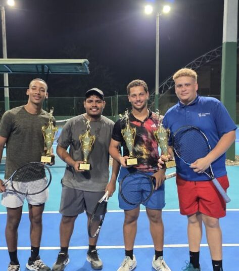 Asociación de Tenis de San Cristóbal realiza exitoso torneo 53 aniversario