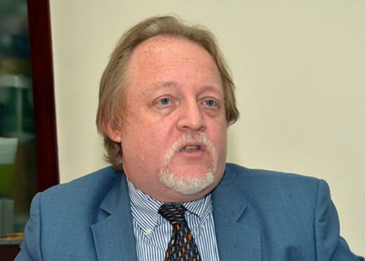 Economista advierte ARS pierden más de RD$2,000 millones por modelo de capitación uniforme