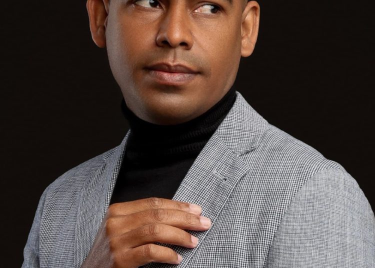 ¡Otro periodista detenido! Norberto Montero informa detención por parte de POLITUR