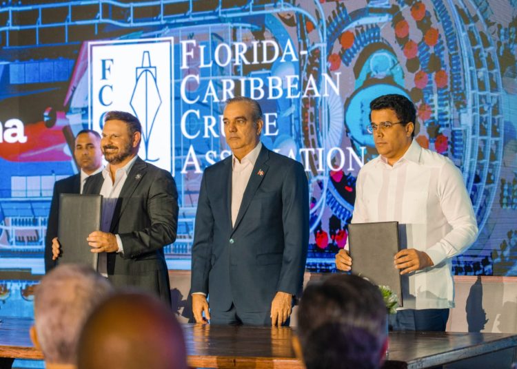 FCCA y República Dominicana firman acuerdos de turismo de cruceros