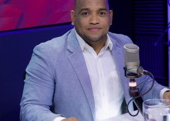 Jonatan Familia a Danilo Medina y el PLD: «Ustedes no están en condiciones de expulsar a nadie»