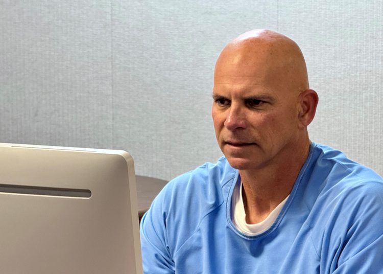 Rechazan libertad condicional a Lyle Menéndez por asesinato de sus padres