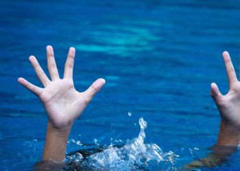 Autoridades clausuran temporalmente parque acuático de Santiago donde se ahogó niño