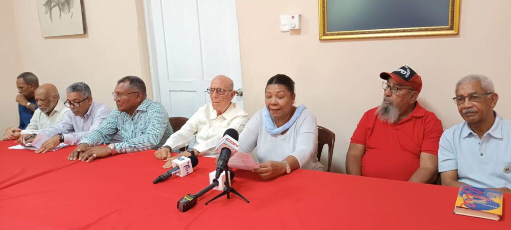 Organizaciones de izquierda convocan a cacerolazos los días 15 y 16 de agosto en repudio al Código Penal - Noticias de hoy en República Dominicana | De Último Minuto