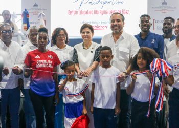 INEFI entrega nuevo polideportivo en Bayaguana