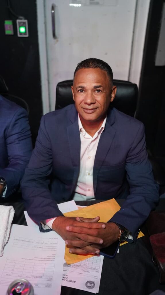 Personalidades dijeron presente en la pelea de boxeo de La Casa de Alofoke | 2 | Personalidades dijeron presente en la pelea de boxeo de La Casa de Alofoke - Noticias de hoy en República Dominicana | De Último Minuto