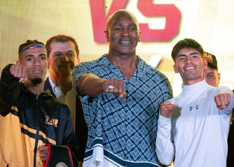 Evander Holyfield y otras leyendas del boxeo visitan Caracas para una noche de exhibición