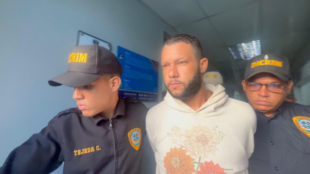 Se entrega José Alfonso Rubiera implicado en caso de violación en Villa González - Noticias de hoy en República Dominicana | De Último Minuto