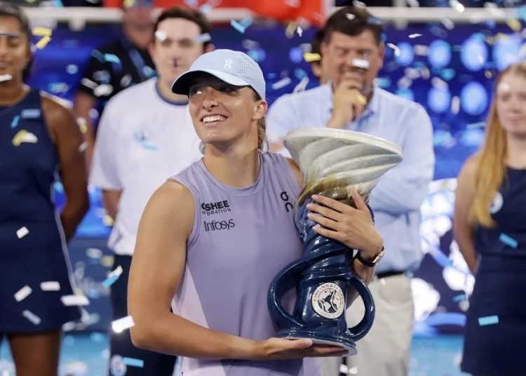 Swiatek derrota a Paolini y se proclama campeona del Masters 1.000 de Cincinnati