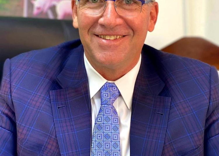 Presidente de APROLECHE, Eric Rivero califica promulgación del Código Penal como un logro de la sociedad