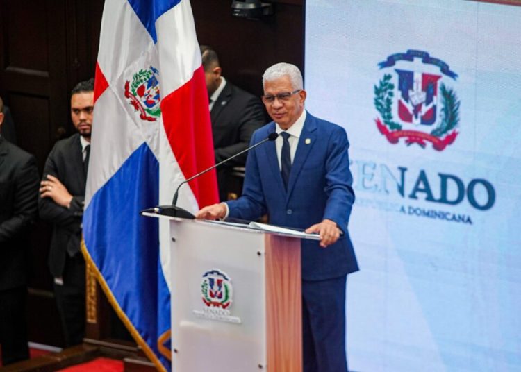 Ricardo de los Santos resalta reformas y avances legislativos en su gestión al frente del Senado