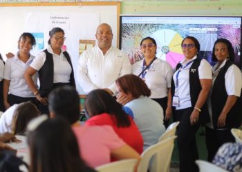 Regional 15 cierra con éxito la primera semana de formación docente 2025